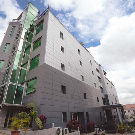 Phoenicia Suites Wupa Kültér fotó