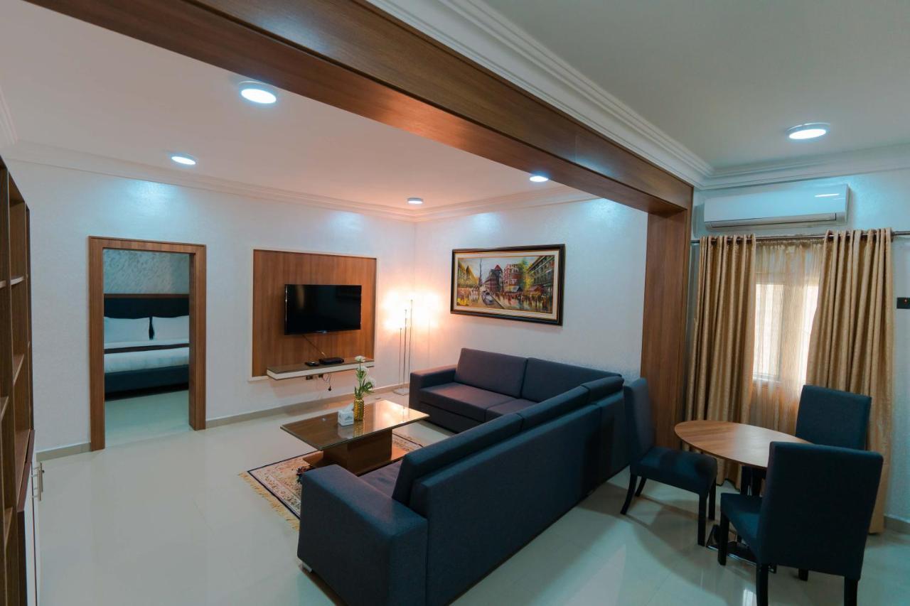 Phoenicia Suites Wupa Kültér fotó