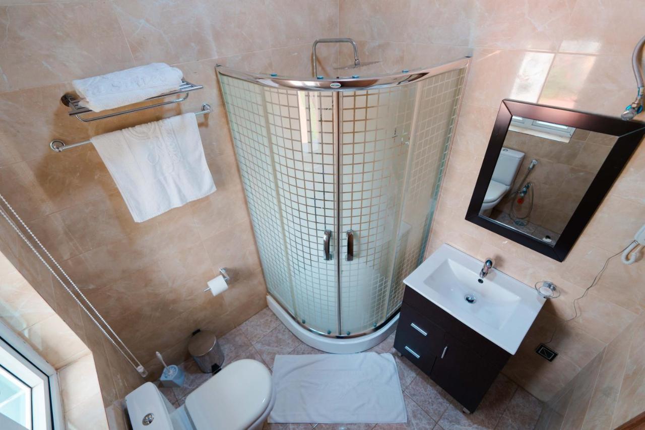 Phoenicia Suites Wupa Kültér fotó